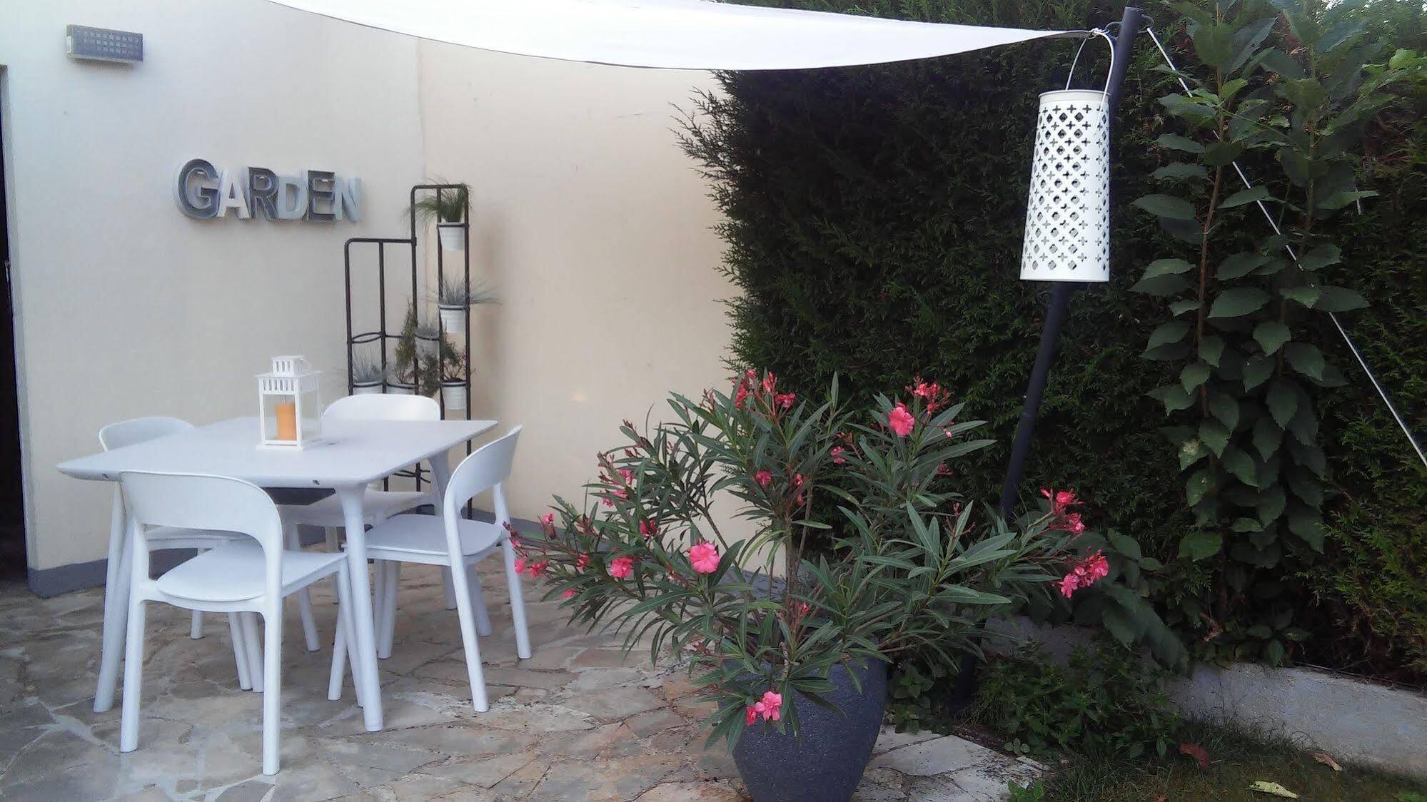 La Villa Pop Joué-lés-Tours Esterno foto